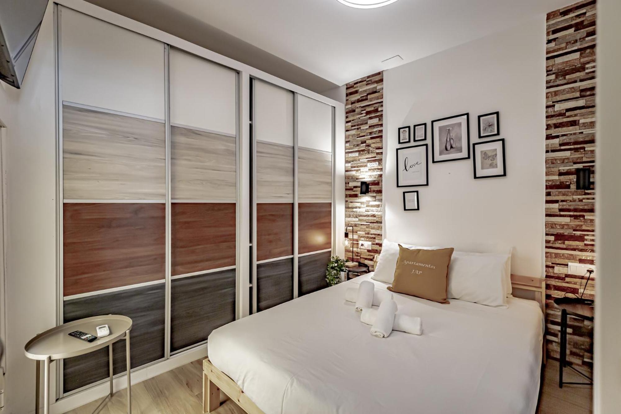 Apartamentos Franco Rodriguez Madrid Phòng bức ảnh